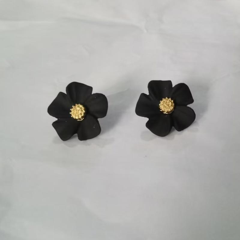 Boucles d'oreilles puces fleur vintage coréennes petites fraîches pétale de marguerite tempérament fille doux bijoux de mode accessoires
