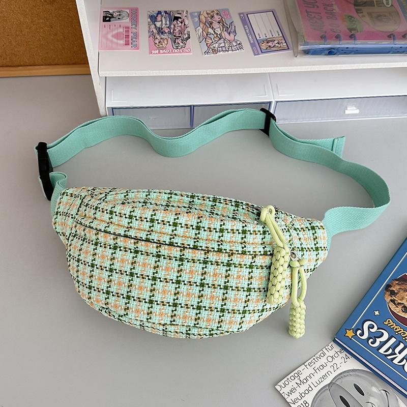 Wind soft shoulder bag plaid women's simple and versatile small breast bag girl student messenger bag