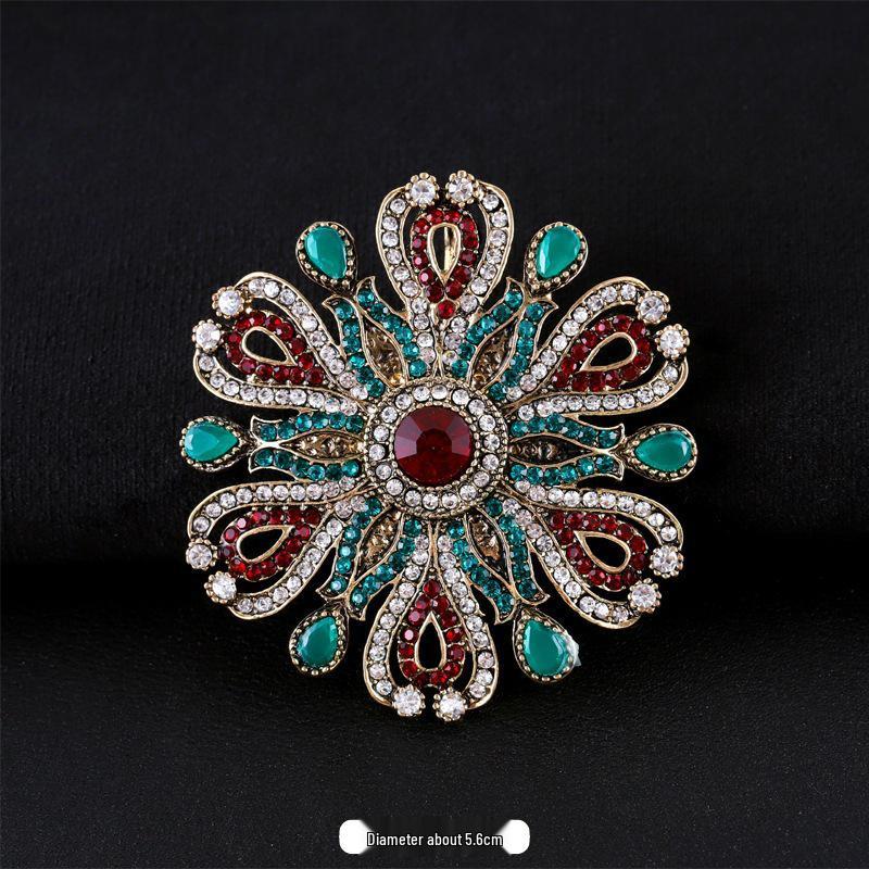 Baroque Style Crystal Brooch - Unisex Retro Palace Metal Lapel Pin