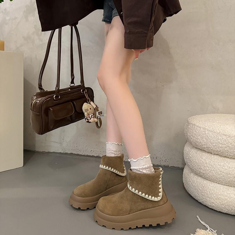 Large size women's shoes 41-43 wide fat feet French platform Martin boots women's autumn and winter retro fashion heightening casual short boots