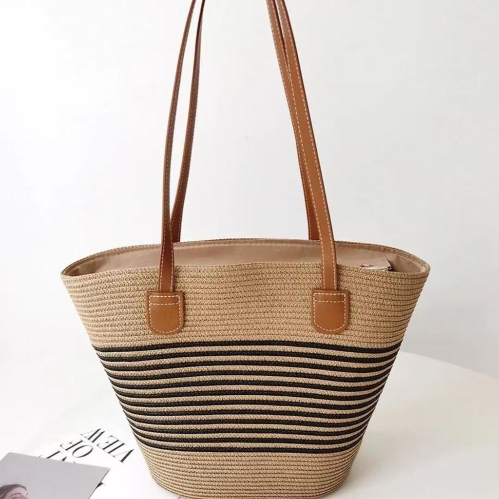 Handmade Large Capacity Straw Shoulder Bag - Trendy 2025 Design with Advanced Zipper for Women