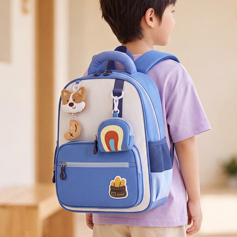 Cartoon Children's Backpack for Kindergarten Babies Back-supporting Schoolbag for Protecting The Spine