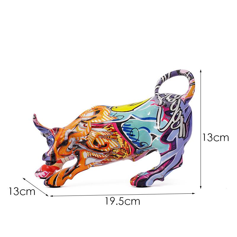 Creative Design Water Transfer Print Colorful Wall Street Cow Ornaments Crafts Resin Home Use Living Room Entrance Desk Decoration