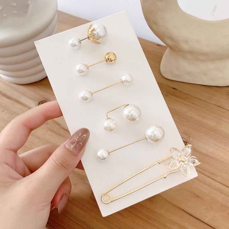 Women's Waist-Tightening Elastic Brooch Pin - Anti-Exposure Buckle for Clothes and Skirts