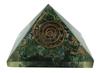 Harmonize Piramide di Orgonite Lapislazzuli con Cristallo Curativo Rame Simbolo Chakra Meditazione Yoga Generatore di Energia Soggiorno