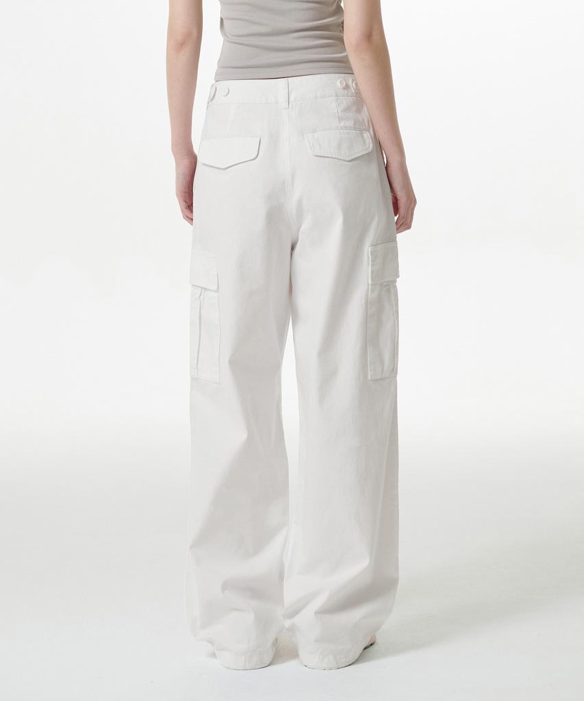 MUSINSA STANDARD WOMAN Women'S Wide Cargo Pants [White]