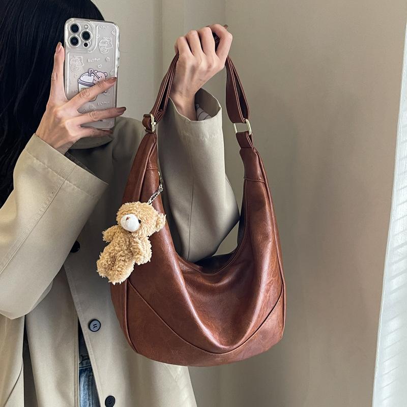 

Maillard retro large-capacity bag women s 2025 new versatile shoulder messenger bag, premium commuter tote bag no pendant коричневый