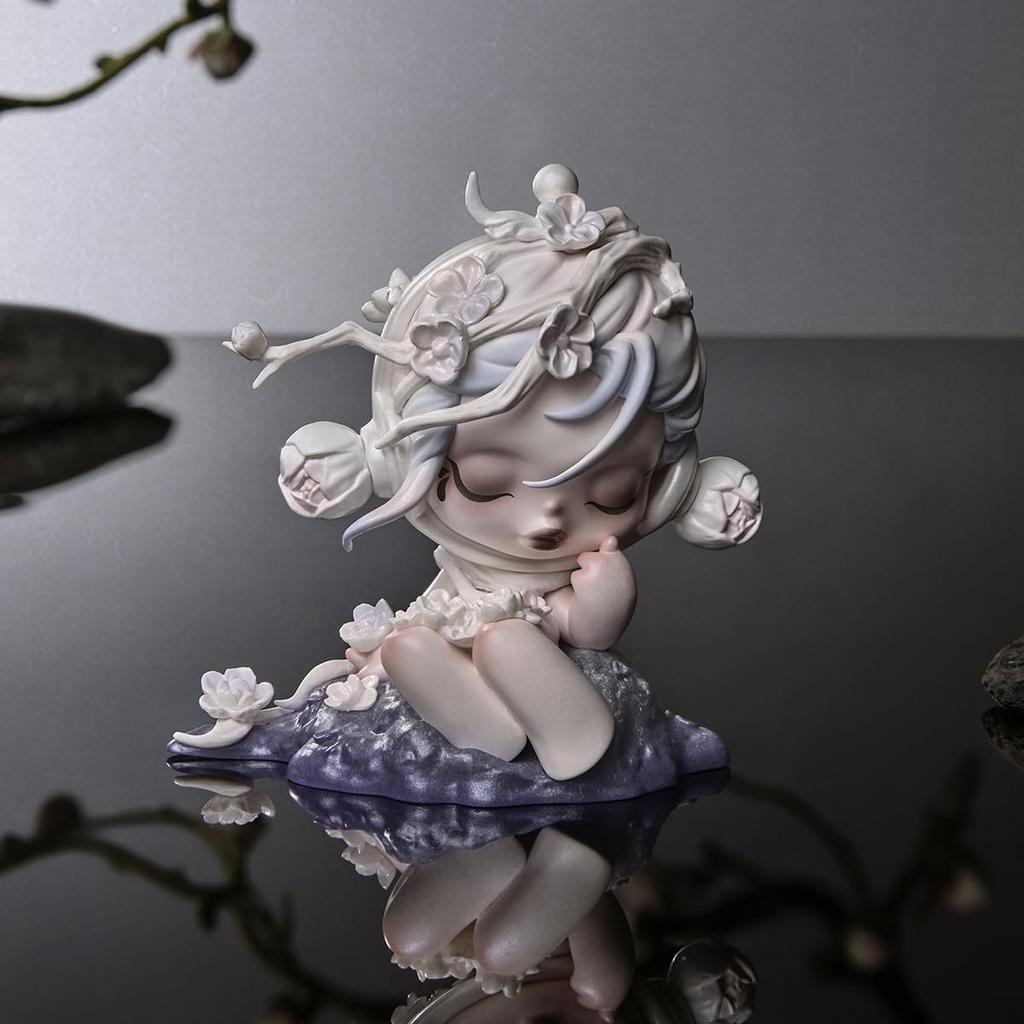 POP MART SKULLPANDA The Ink Plum Blossom Series Box 12 Pop Mart Gacha Gacha Blind Box Figure Plastic Model Premium Toy PVC Soft Vinyl Original