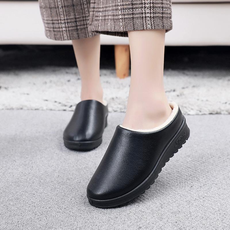 Thiened Cotton Slippers for Women's Winter Anti-Water Slip-Resistant Warm Indoor Outdoor Wearable Padded Flat Heel Couple Oes