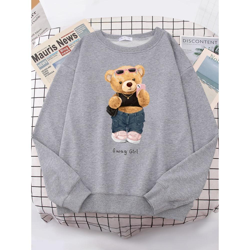 Street Teddy Bear Selfie Swag Women Funny Sweatshirt Female Hipster Hoody Crewneck Hoodies Fashion Oversize Pullover Tops