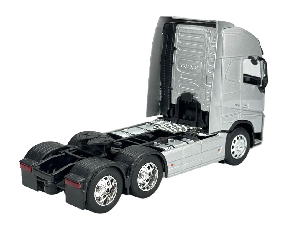 WELLY VOLVO FH 6x4 3 AXLES SILVER 1:32 32690