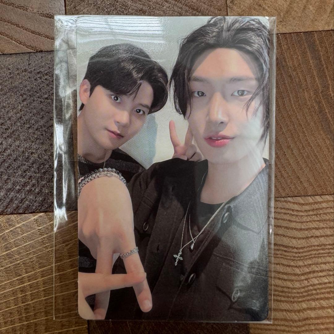 

[USED] ATEEZ 8ROOM POPUP Korea Rakidro Jung Ho Mingi Unit