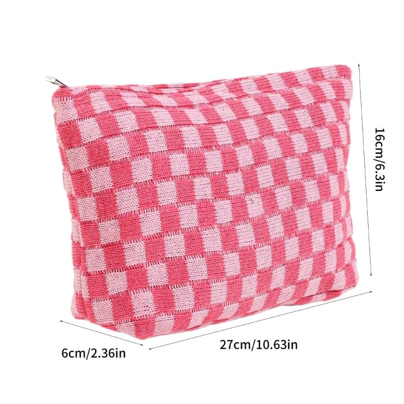 

Crochet Makeup Bag Checkered Toiletry Bag Cosmetic Bag Versatile Storage Bag for Brush Lipstick Stationery Personal Care чорний