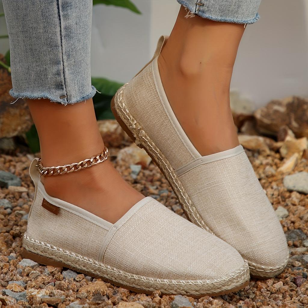 Women's 2025 Fall New Arrival Round-Toe Slip-On Casual Comfortable Flat Oversized One-Step Bean Shoes