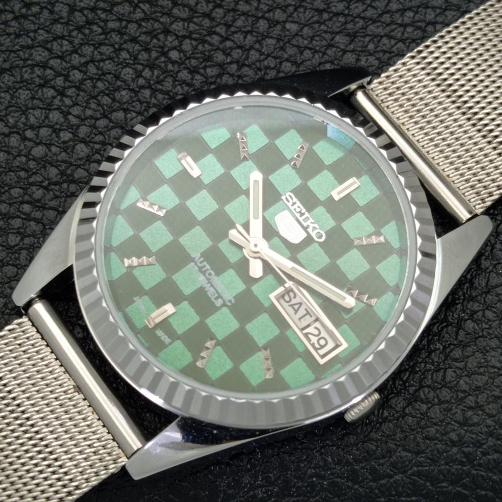 REFURBISHED JAPAN MADE SEIKO 5 AUTOMATIC MENS WATCH GREEN DIAL CUSTOM a440004-2 QV90-a440004