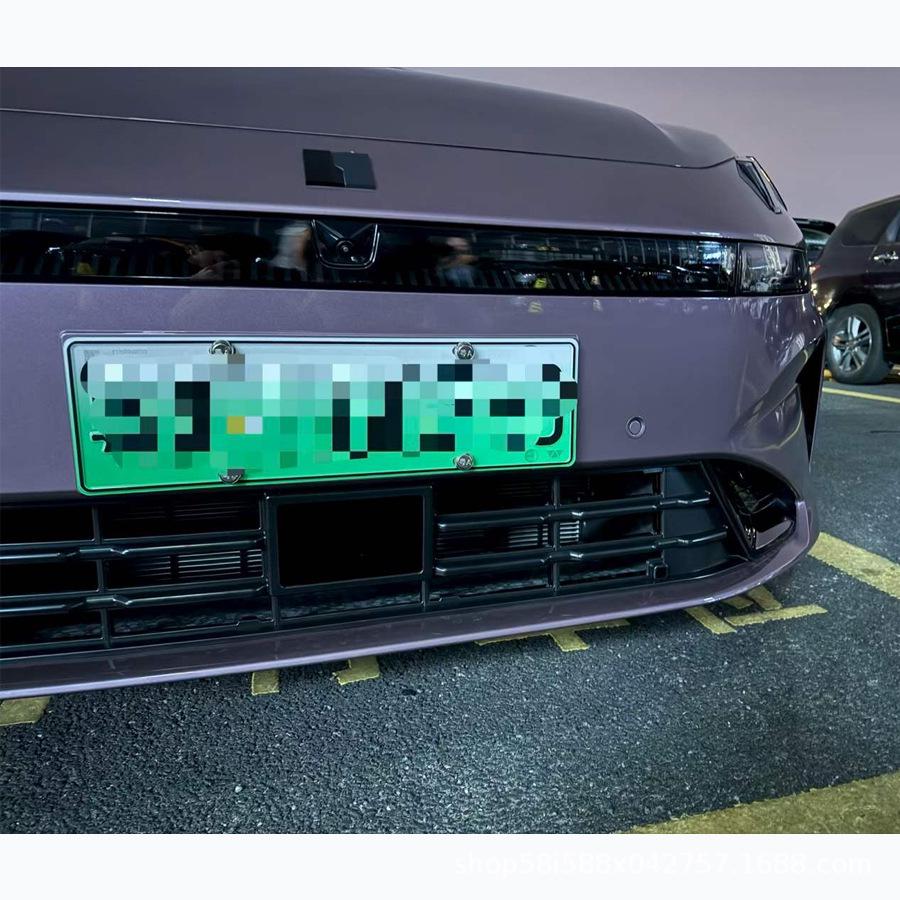 Lynk & Co 07 Custom Accessories: Insect Screen, Radiator Dust Net, Front Grille. Dropshipping Available.