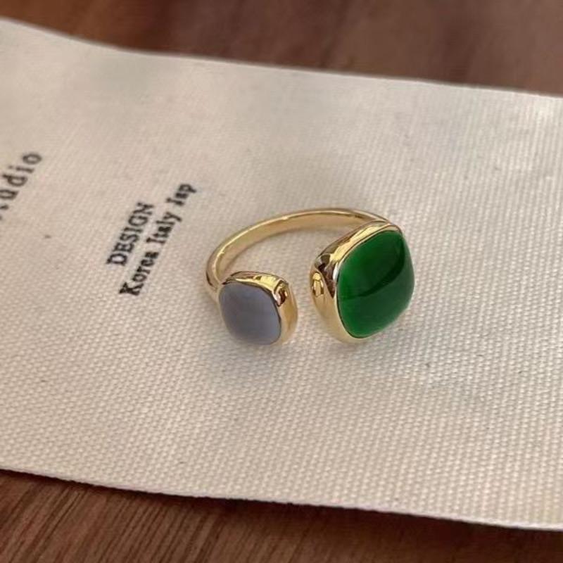 

Emerald Design-inspired Ring for Women, High-end, Cool Style, Open Design, Index Finger Ring, Ring Band Green-gray geometry