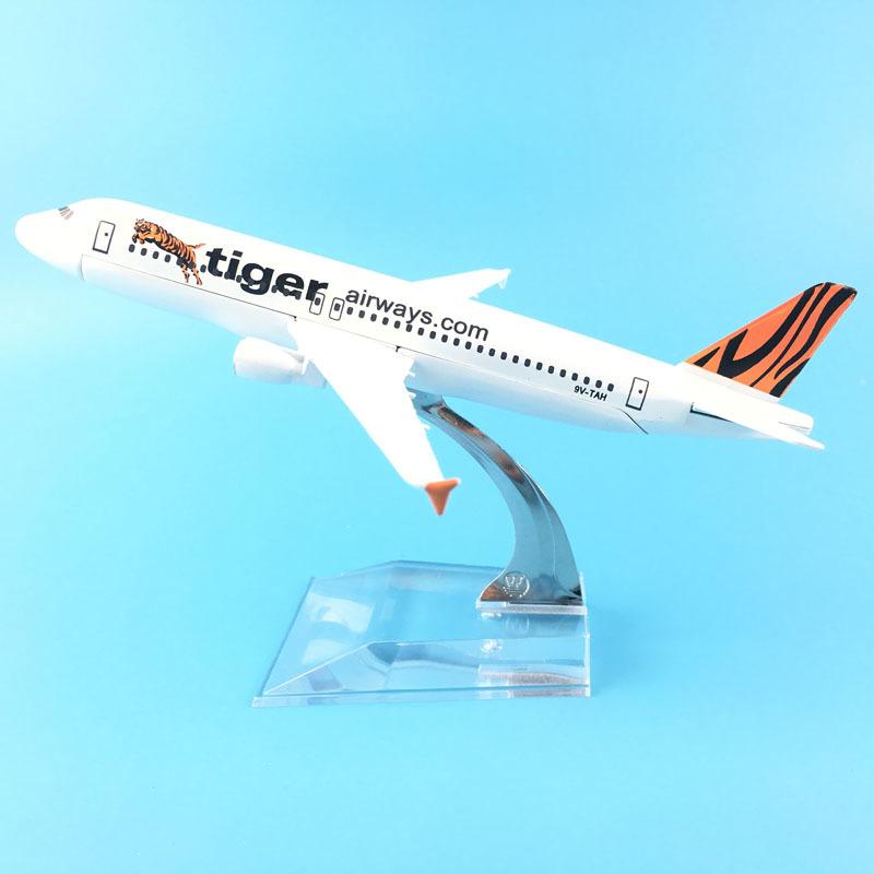 Scala 1/400 16cm Tiger Airways Airbus A320 Modello di Aereo Aerei in Metallo pressofuso Diecast
