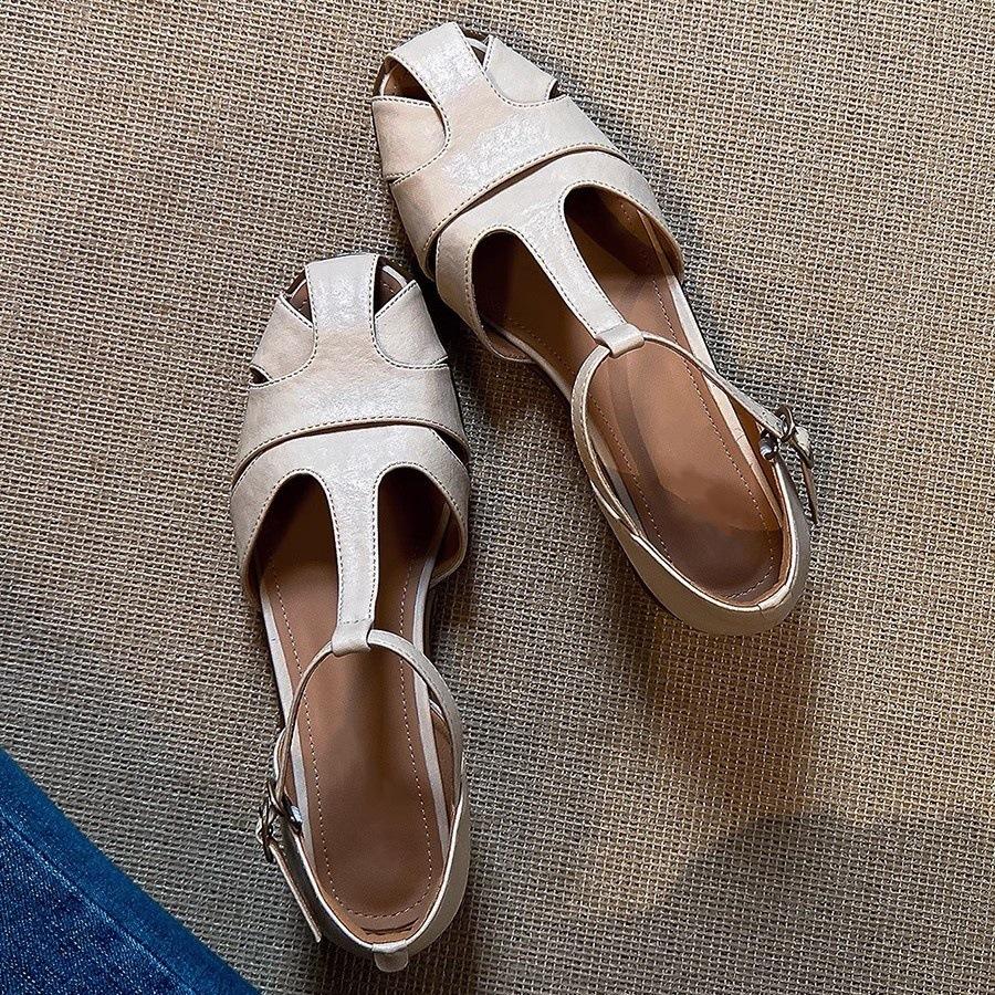 

Retro bag head shoes women s low heels versatile hollow breathable word with commuting thin Roman shoes 35