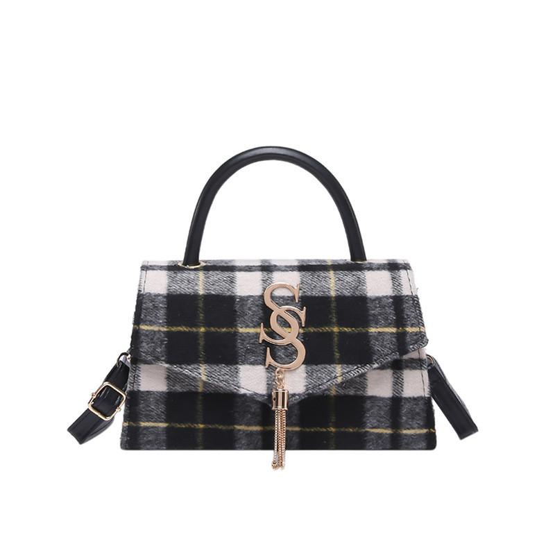 Стильная клетчатая сумка-тоут для женщин с шикарным дизайном, универсальная для повседневного использования чёрный