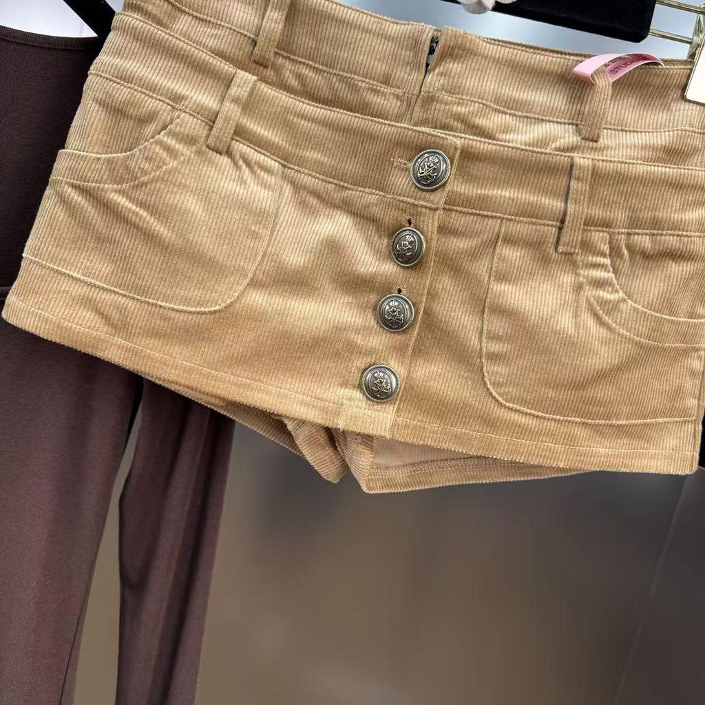 Retro Corduroy Low-Waist Skirt Shorts for Women - Fall/Winter 2025 Hot Girl Style