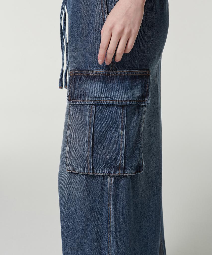 Musinsa Standard Woman Women'S Denim Cargo Elastic Waist Maxi Skirt [Medium Indigo]