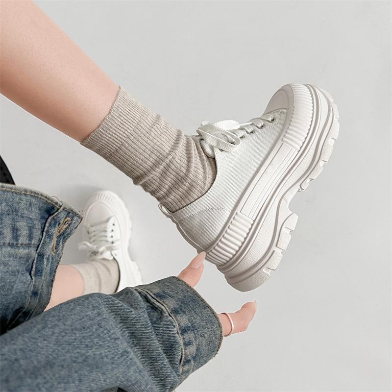 Lightweight Retro Commuting Versatile Height-increasing Platform White Shoes Women's 2025 New Spring and Autumn Lightweight Casual Sports Shoes