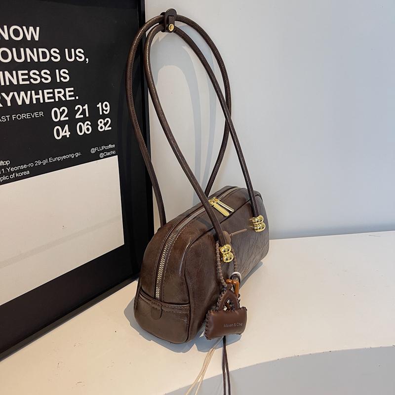 New Fashion Ladies Shoulder Bag with Long Strap Pillow Design Commuter Bag Women's Stylish Handbag for Daily Use