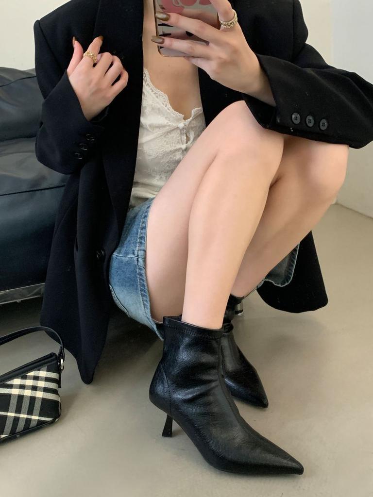 2025 New Autumn French Pointed Thin Heel Skinny Boots Children's High Temperament Fashion Boots Small Boots