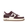 Air Force 1 07 LV8 College Pack - Night Maroon Ανδρικά αθλητικά παπούτσια Red Sail Gum-Medium-Brown DQ7659-102