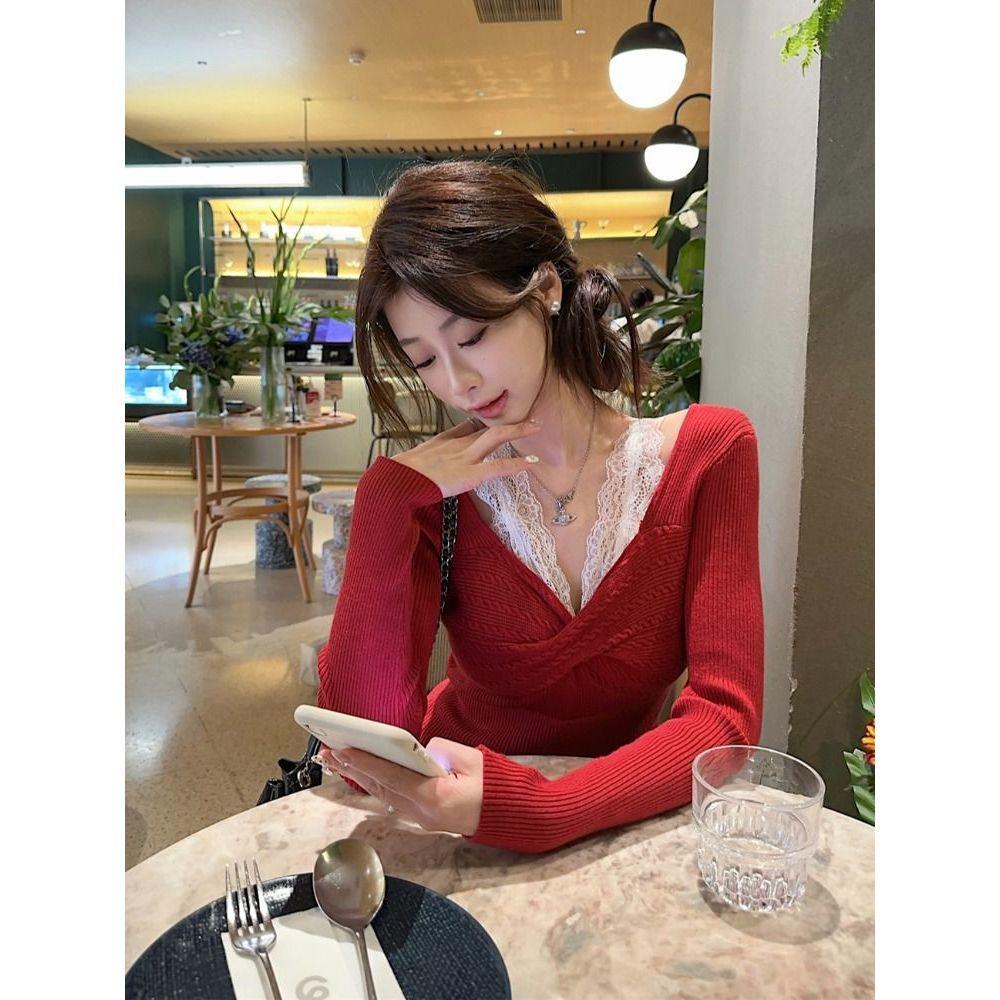 Elegant Red Lace Patchwork V-Neck Off-Shoulder Knitted Sweater - Autumn/Winter Slimming Short Knitwear