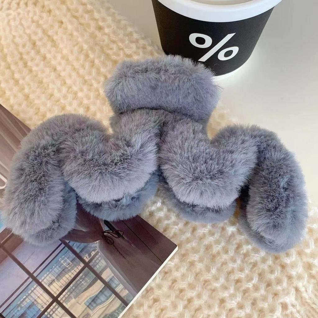 Elegante fermaglio per chignon con peluche Autunno-Inverno 2023 per donna