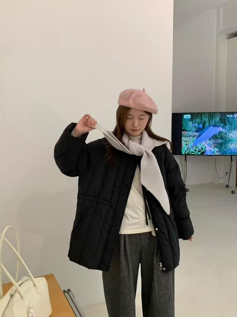 Yuyan autumn and winter new design sense niche knitted shawl down jacket women's thin white duck down jacket