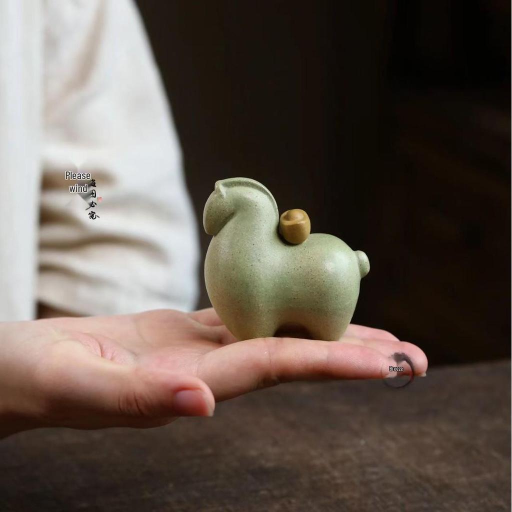 Yixing Zisha "Instant Wealth" Zodiac Horse Tea Pet - Tang Horse Figurine for Prosperity