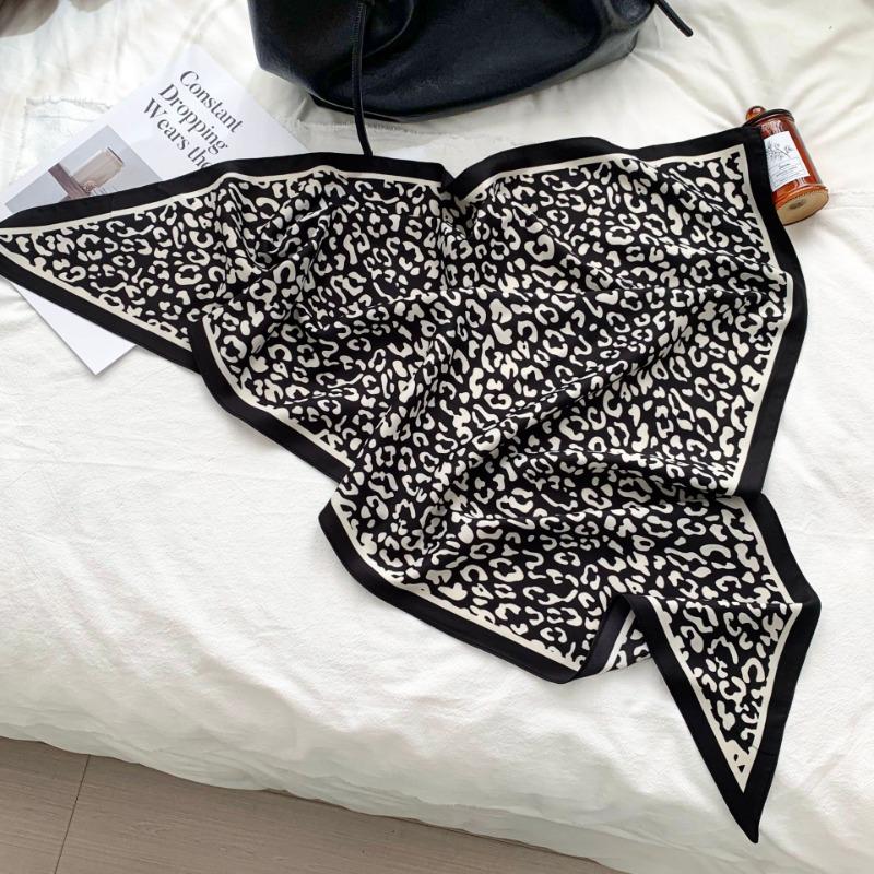 Cashew flower silk scarf new trend bag headscarf headband neck protector scarf scarf small shawl triangle scarf fart curtain