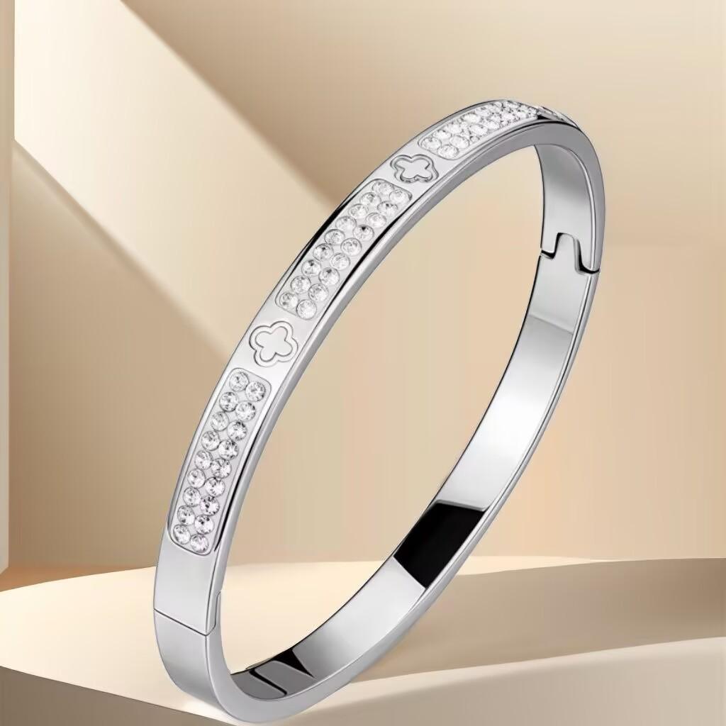 Women s Four-Leaf Clover Diamond Inlaid Titanium Steel Bracelet - Fashionable, Non-Fading, Versatile Luxury Jewelry