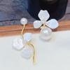 French Summer Style Pearl Flower Earrings - Exquisite, Fashionable, High-End