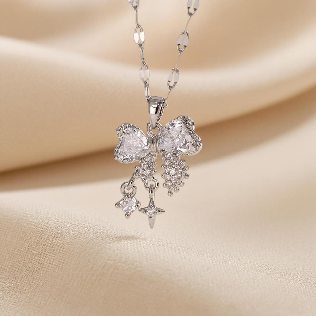 Elegant Light Luxury Zircon Necklace for Women - Gold-Plated, Simple Clavicle Chain