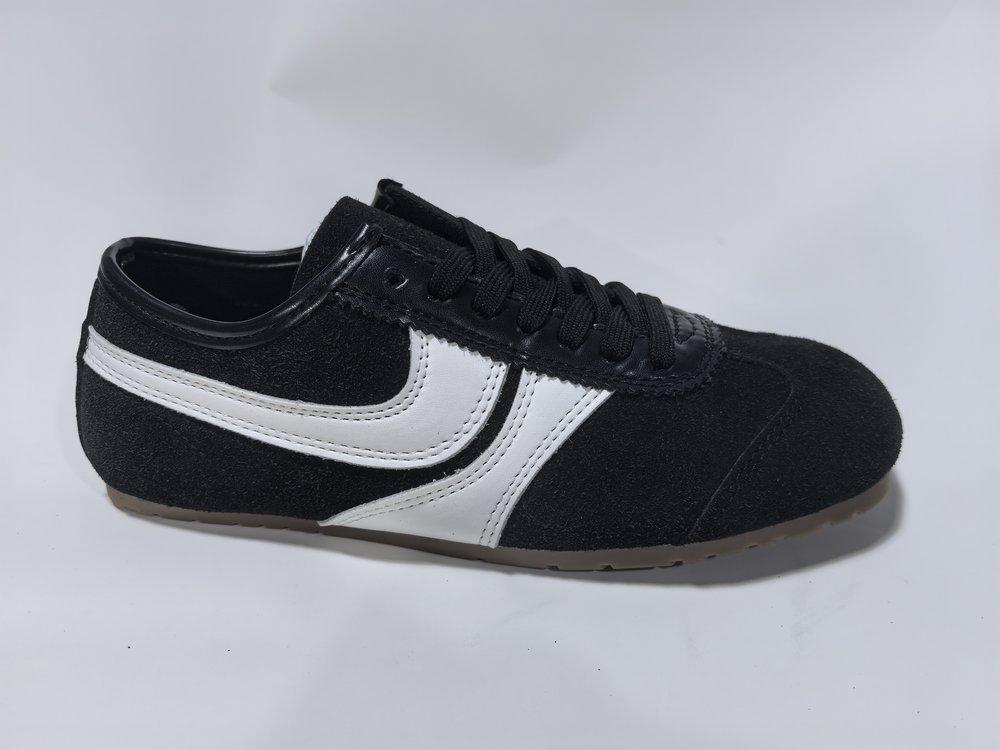 

Ретро немецкие кроссовки женские 2025 женские туфли на плоской подошве одинарные осенние новые мягкие кожаные женские туфли для езды на велосипеде повседневная обувь 40