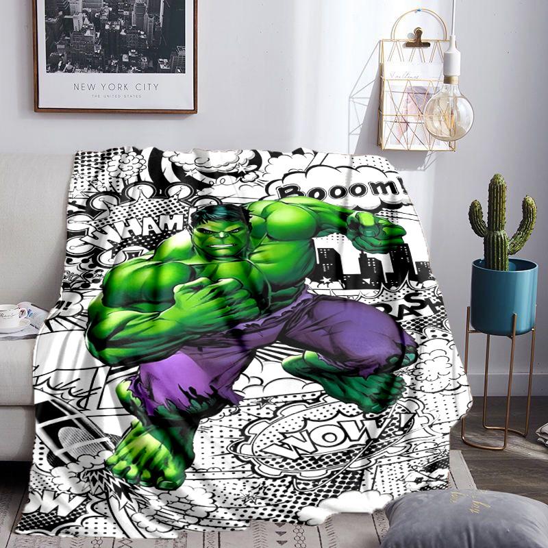 Hero Power Breaks Through Throws Blanket Flannel Blankets Plush for Couch Bed Gifts for Men Women Travel picnic blanket Christmas fan gifts