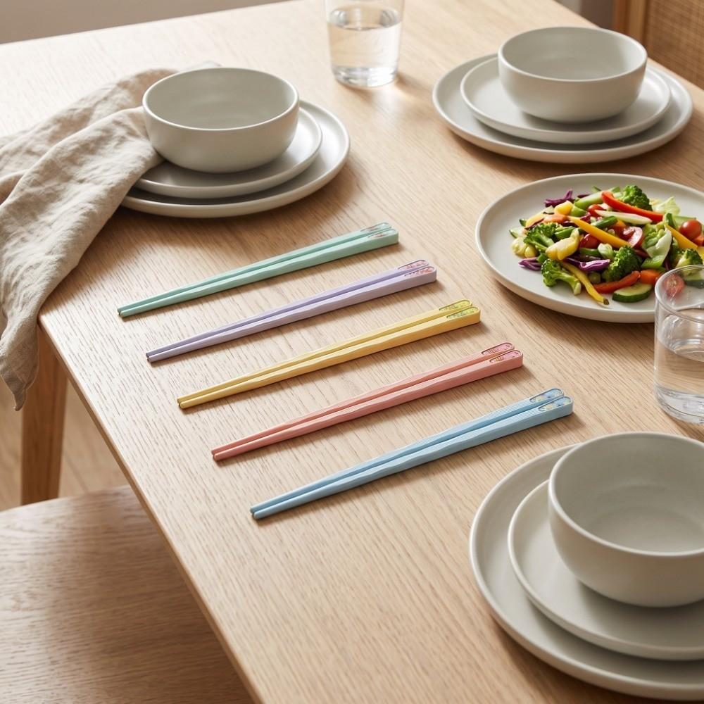 5Pairs Lightweight Sushi Chopsticks Durable Traditional National Tide Chopsticks Home Use