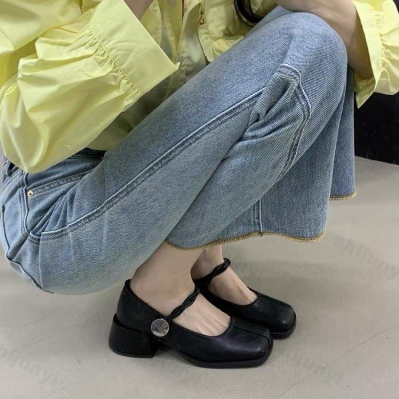 2026 Women Mary Jane Shoes Autumn Soft Leather Eelgant Dress Shoes New Ladies Casual Retro Square Toe Fashion Women's Shoes