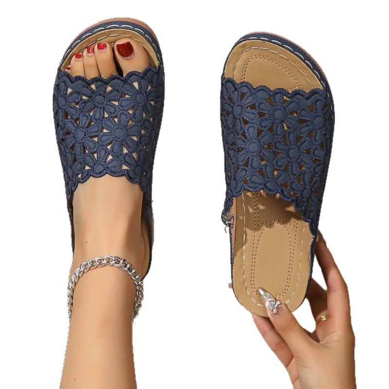 New simple floral hollowed-out thick-soled women's outerwear sloping heel lightweight beach flip-flops