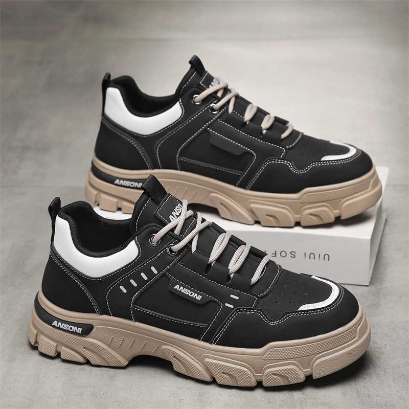 Men's shoes autumn 2025 new trend versatile sports mountaineering thick-soled wear-resistant explosive youth casual tooling shoes