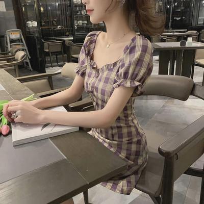 Vestido coreano Dongdaemun de verano retro a cuadros con un hombro 2024
