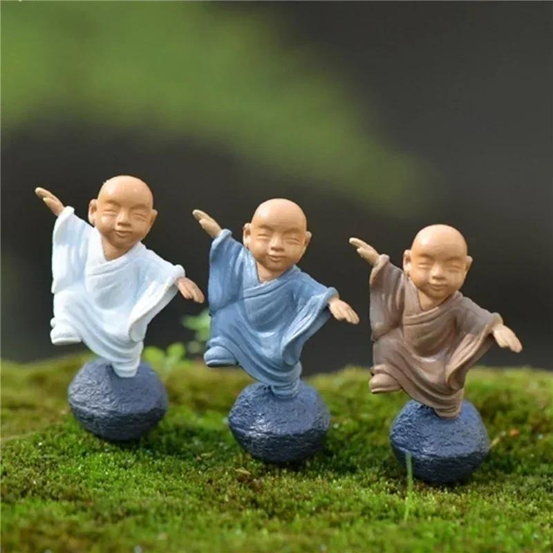4Pcs Chinese Buddhist Monks Miniature Bonsai Garden Furniture Resin Craft Figurine Fairy Garden Decoration Desktop Decor