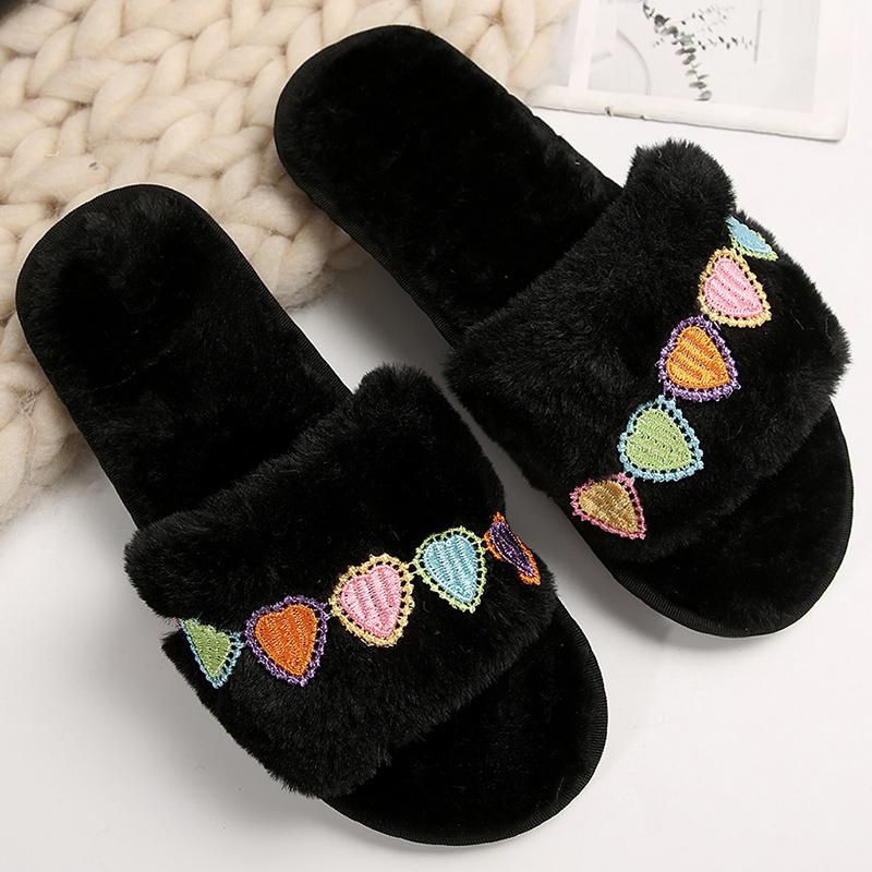Fashion Heart Embroidery Cotton Slippers Women Black Slip On Light House Cotton Slippers Woman Soft Faux Fur Flat Heel Fur Slides Female