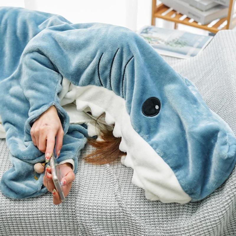 Cartoon Shark Blanket Plaid Gown Sleeping Bag Women Pajamas Adult Blanket Flannel Shark Nightrobe Comfy Bathrobe Homewear Gift