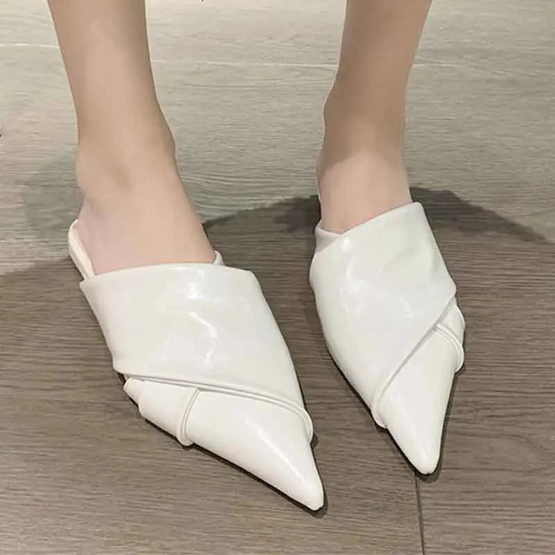 Elegant Pointed Toe Flats Slippers Designer Mules Shoes Summer Women's Sandals 2025 Party Slides New Mujer De Sandalias