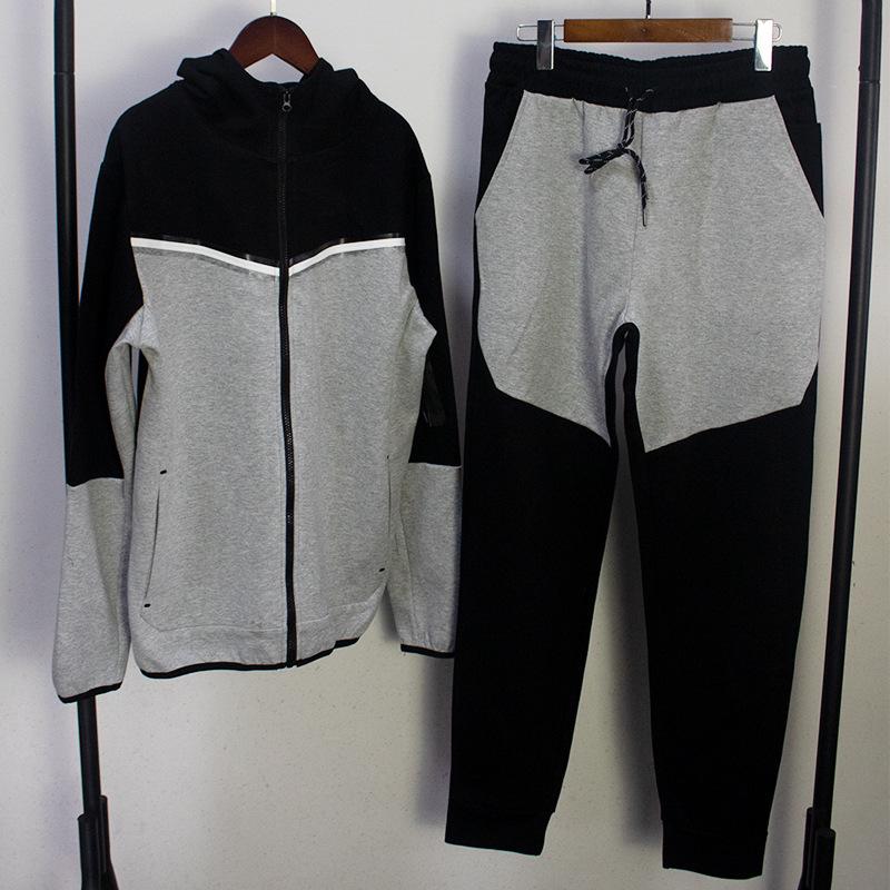 

Чоловічий весняно-осінній спортивний комплект із курткою та спортивними штанами Double Extra Large сірий колір/чорний